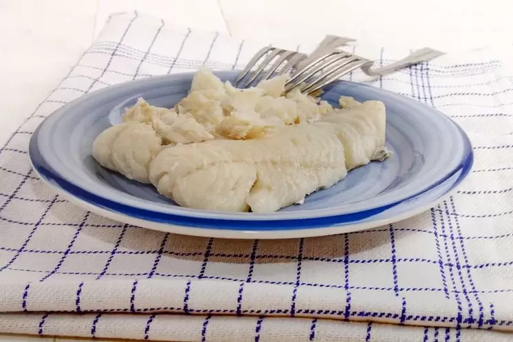 boiled fish for a carbohydrate -free diet