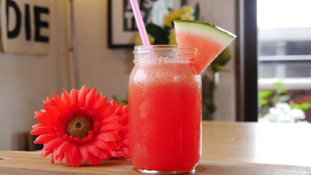 Watermelon lime will quench your thirst during effective weight loss on watermelon